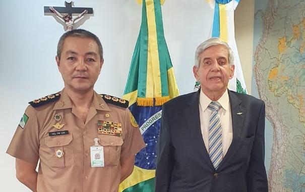 Deputado Coronel Lee se encontra com General Heleno em&nbsp;Brasília